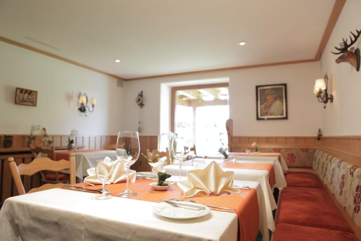 Schwarzwald Lodge Inselklause Schönwalde Kültér fotó